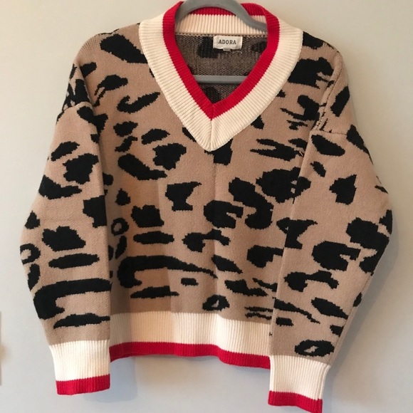 Adora Leopard Print Varsity Boxy Soft V Neck Tan Black Pull Over Sweater - Picture 1 of 8